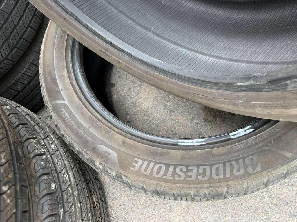 275/45R20 Pair (2 Used Tires) Bridgestone Alenza AS Ultra