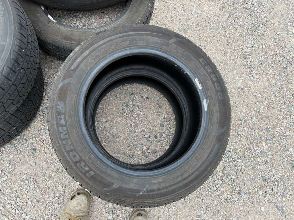 215/60R17 Pair (2 Used Tires) Ironman GR906