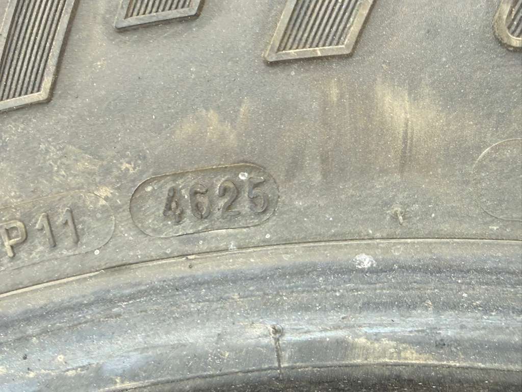 LT275/65R20 Pair (2 Used Tires) Bfgoodrich K03