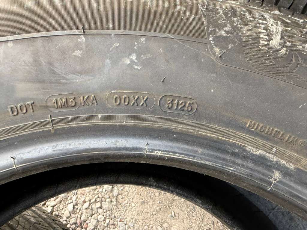 265/65R18 Pair (2 Used Tires) Michelin Primacy LTX