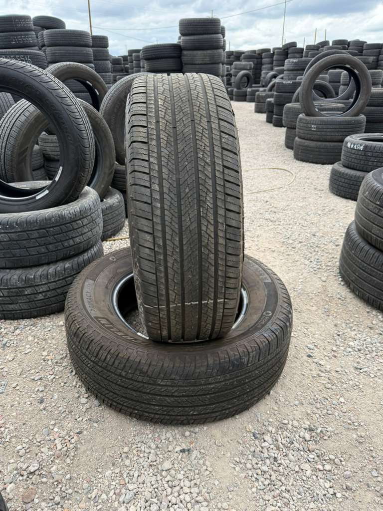 265/65R18 Pair (2 Used Tires) Michelin Primacy LTX