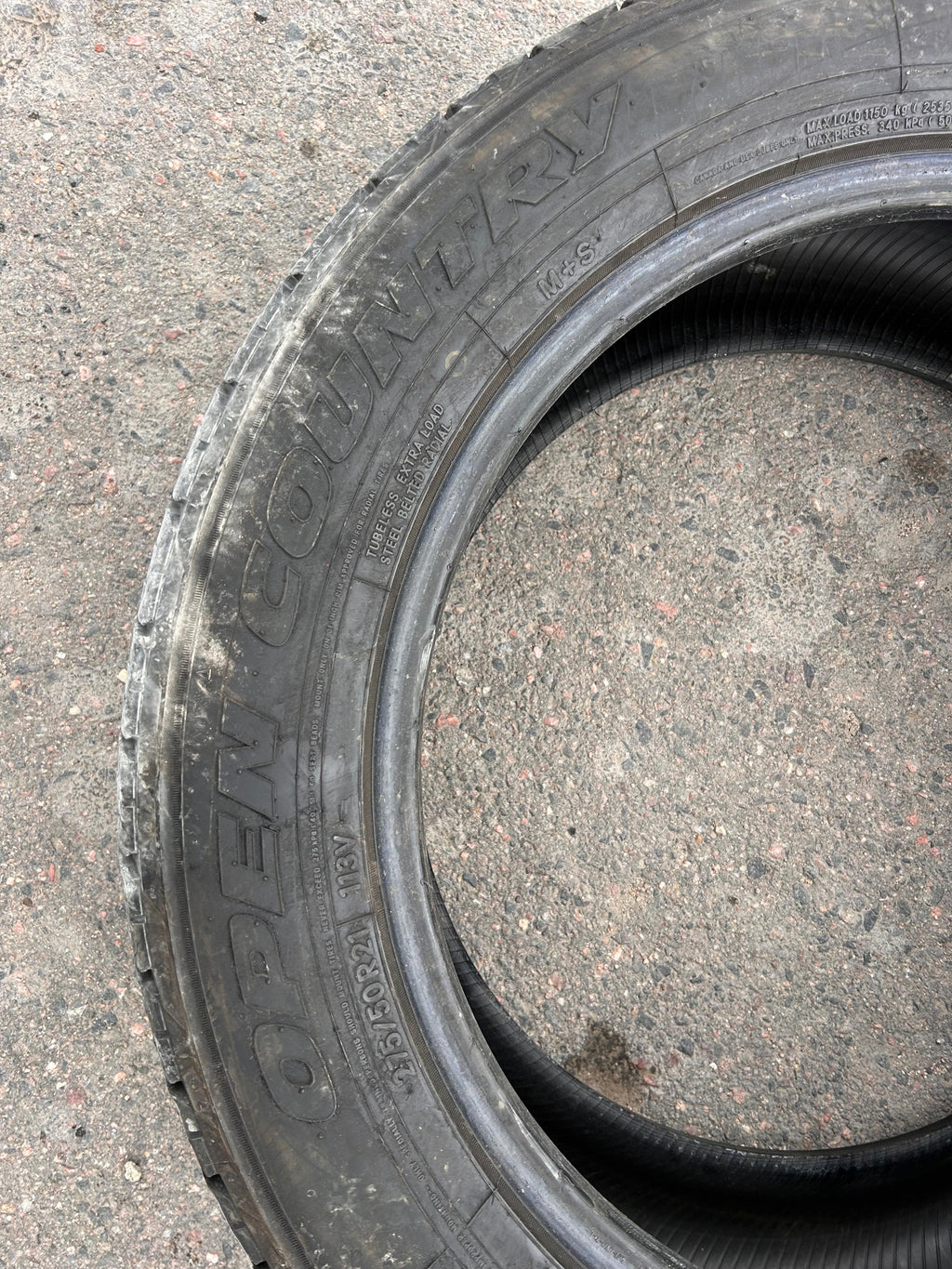 275/50R21 Pair (2 Used Tires) Toyo Open Country HT2