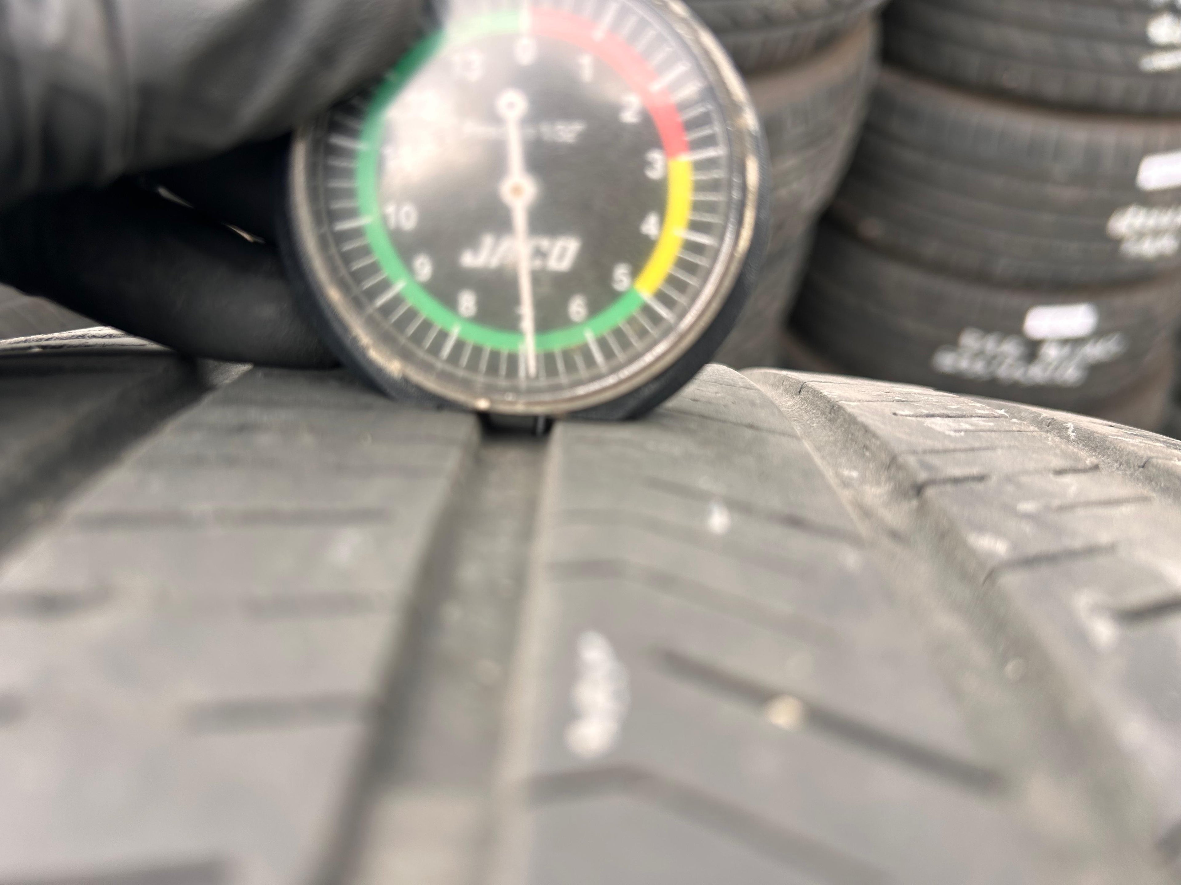 245/45R18 Set (4 Used Tires) Nexen N5000 Platinum