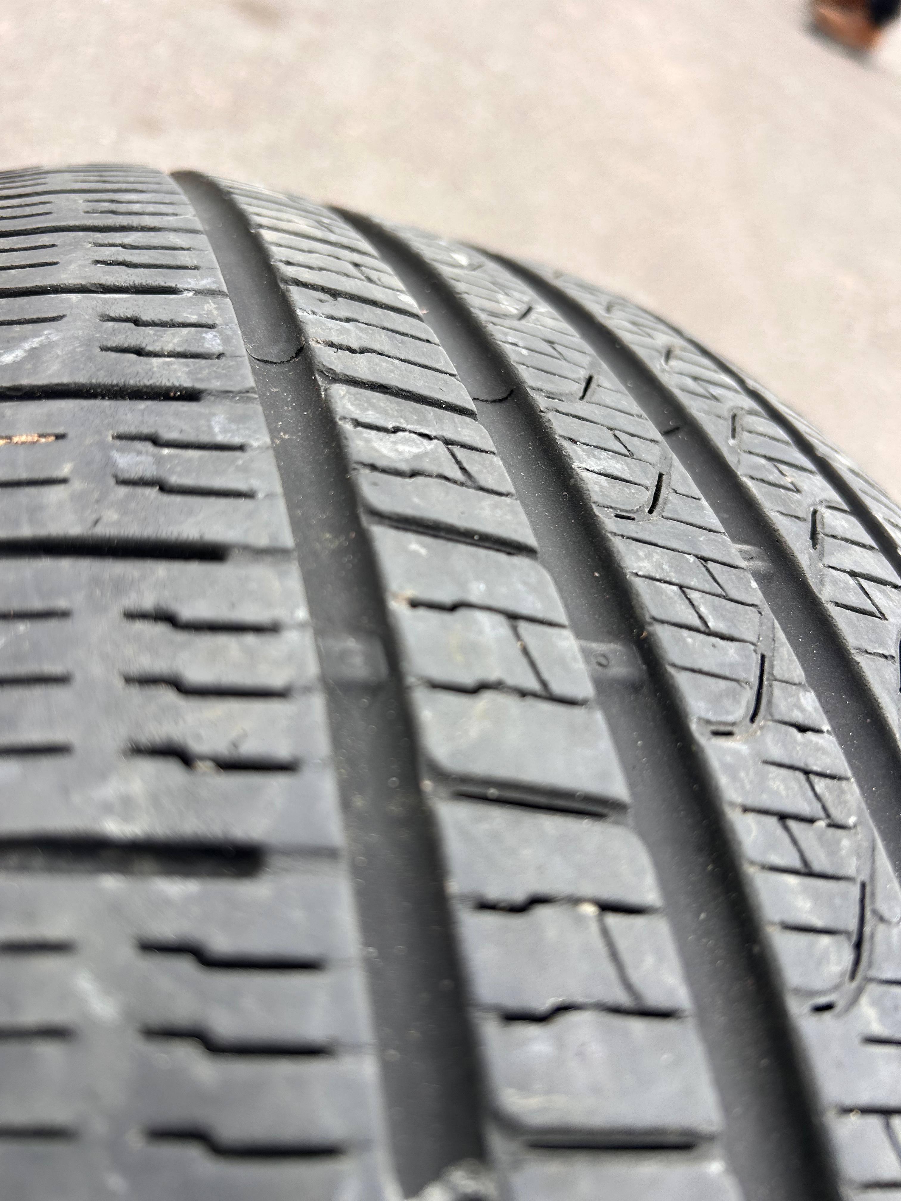 225/45R18 Pair (2 Used Tires) Pirelli Cinturato P7