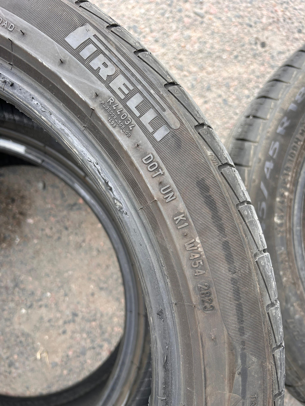 225/45R18 Pair (2 Used Tires) Pirelli Cinturato P7
