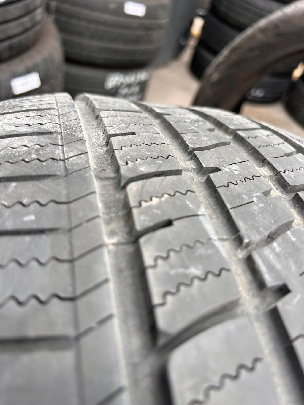 225/50R16 Pair (2 Used Tires) Deantires Road Control NW-3
