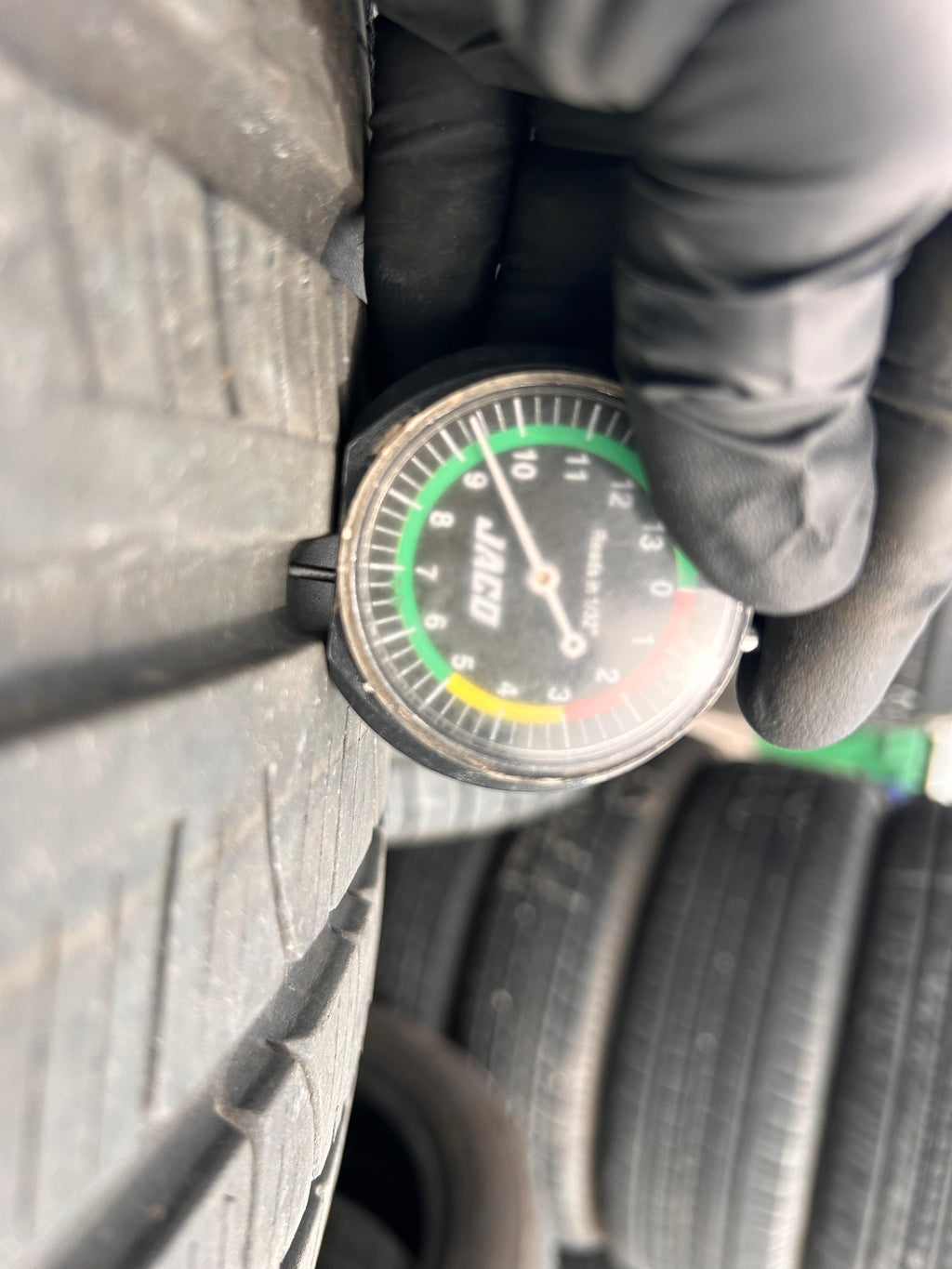 275/40R21 Pair (2 Used Tires) Pirelli Scorpian Verde