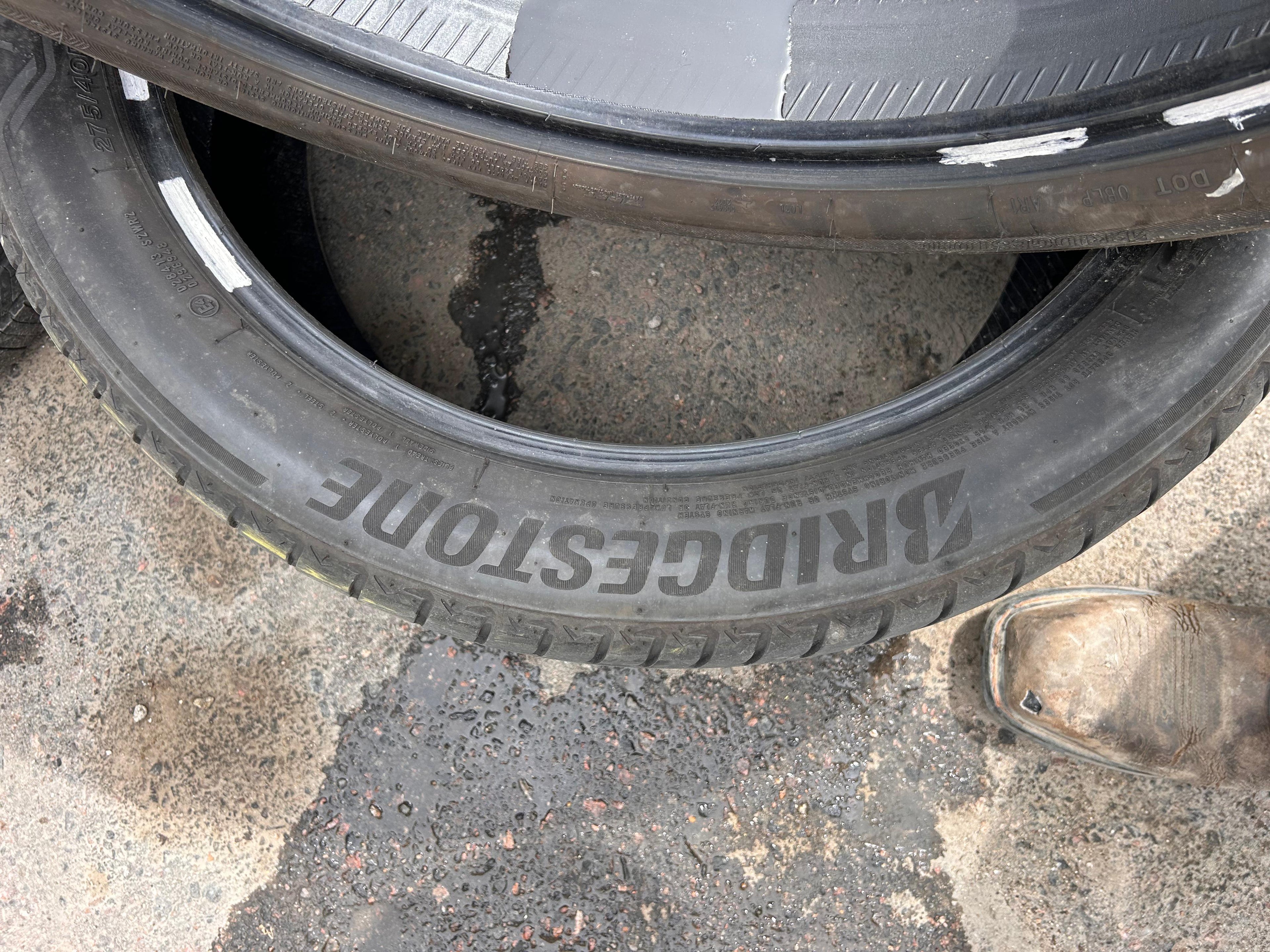 275/40R20 Pair (2 Used Tires) Bridgestone Alenza 001