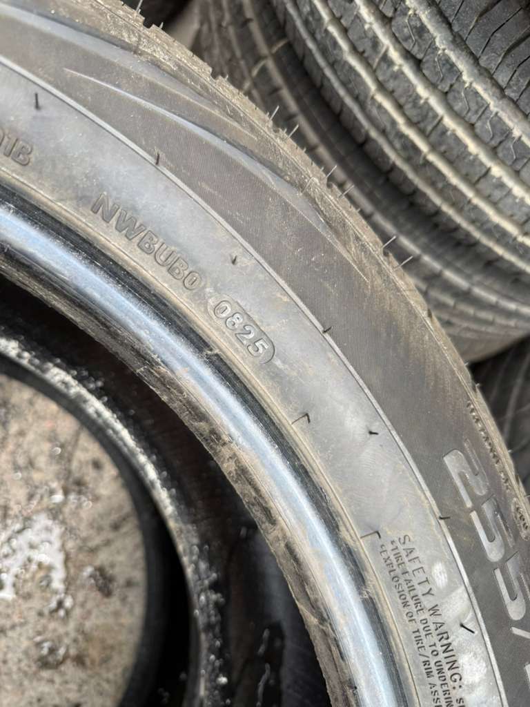 255/50R20 Pair (2 Used Tires) GTradial Max Tour LX