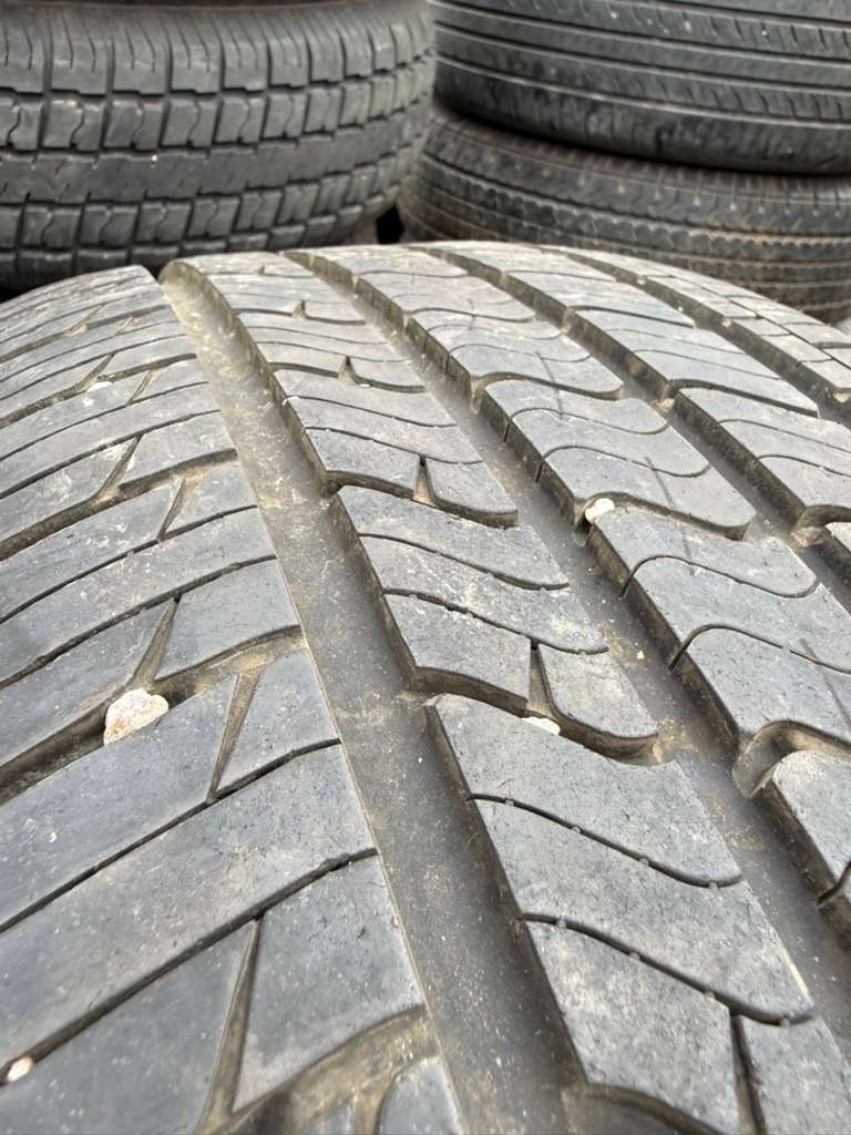 255/50R20 Pair (2 Used Tires) GTradial Max Tour LX