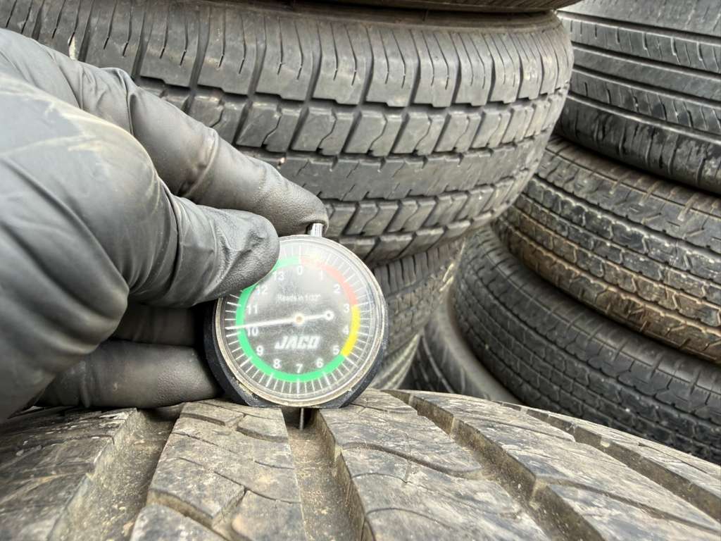 255/50R20 Pair (2 Used Tires) GTradial Max Tour LX