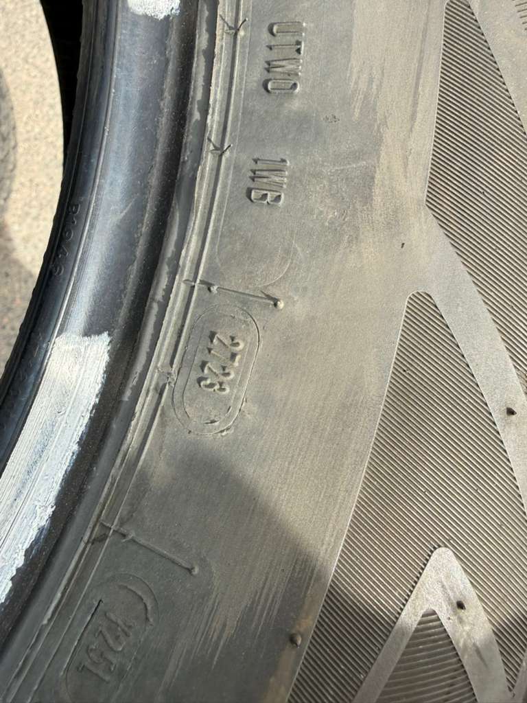 275/60R20 Set (4 Used Tires) Cooper Endeavor Plus