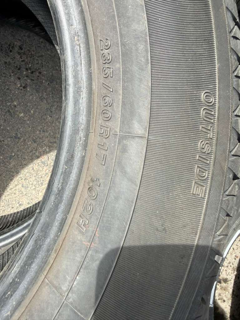 235/60R17  Pair (2 Used Tires) Yokohama Avid Ascend GT