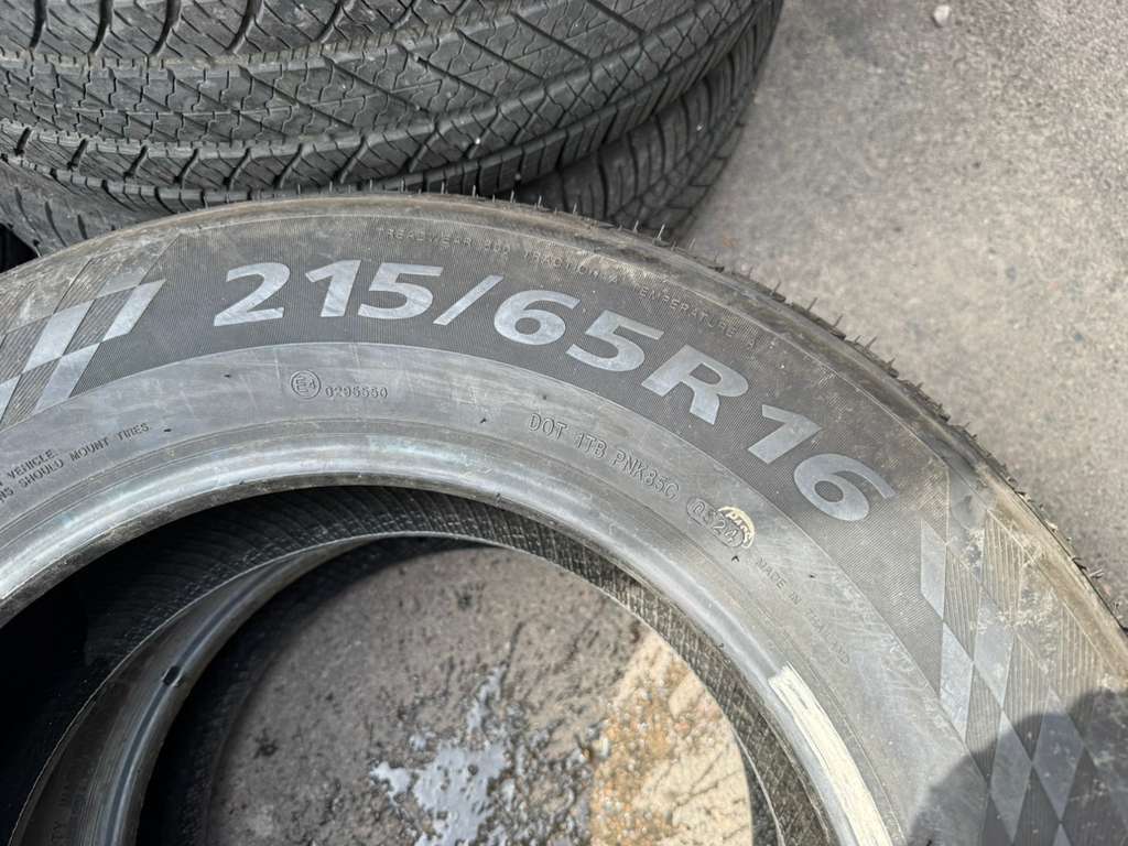 215/65R16 Pair (2 Like New Tires) Lexani LXTR 203