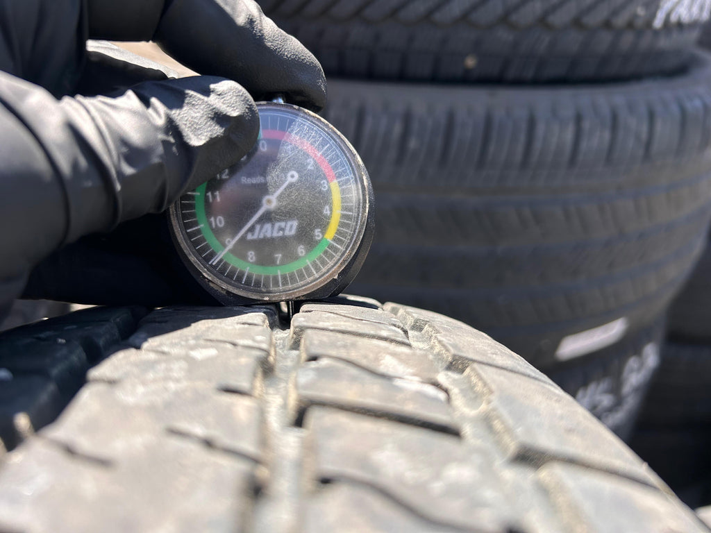 ST205/75R14 Set (4 Used Tires) Castle Rock Radial ST226
