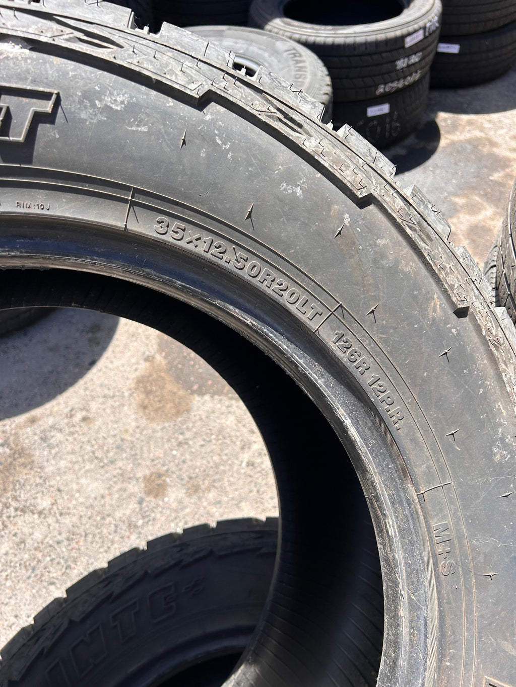 LT35X12.50R20 Pair (2 Used Tires) Delinte DX-12 Bandit R/T