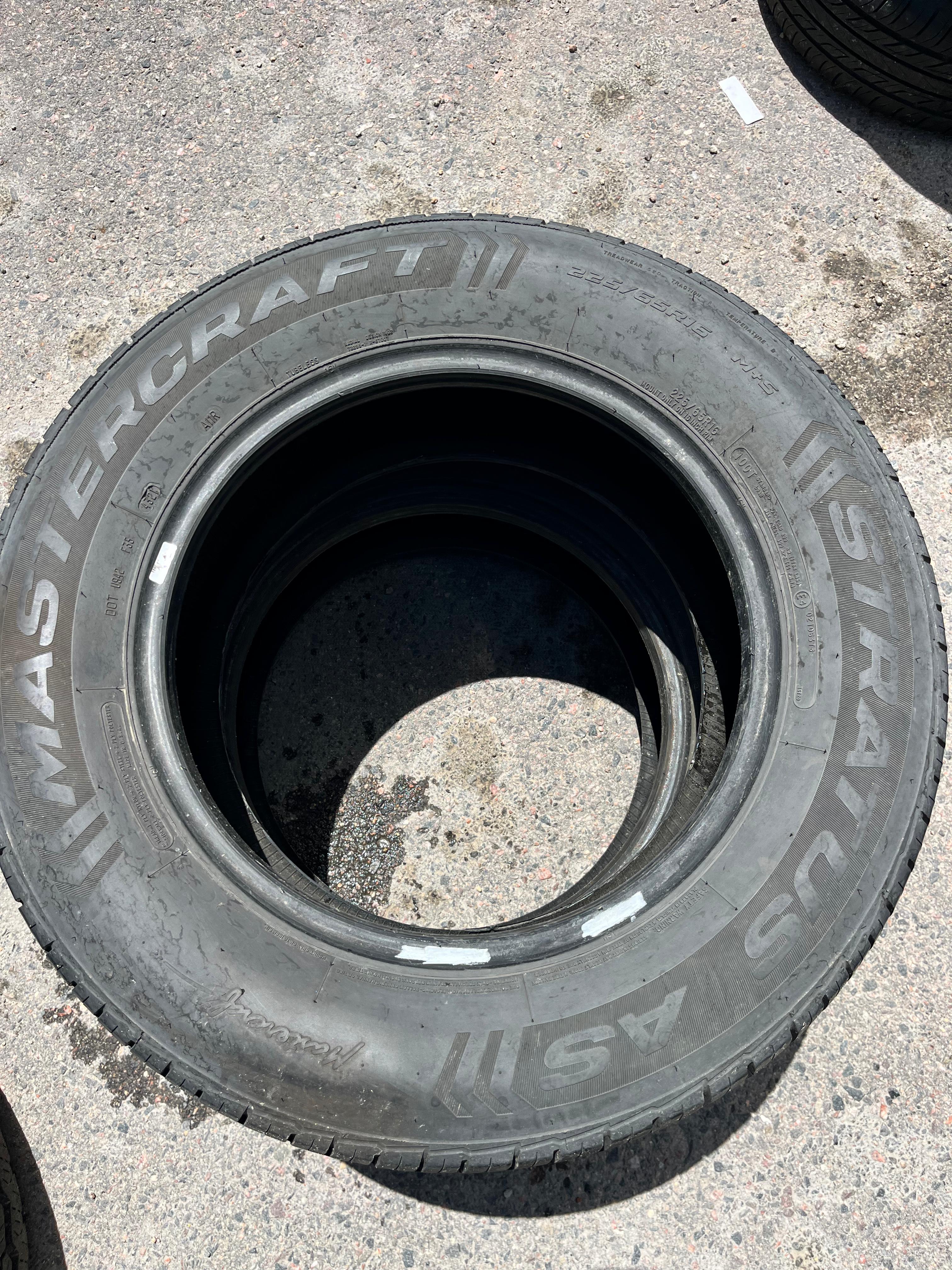 225/65R16 Pair (2 Used Tires) Mastercraft Stratus AS