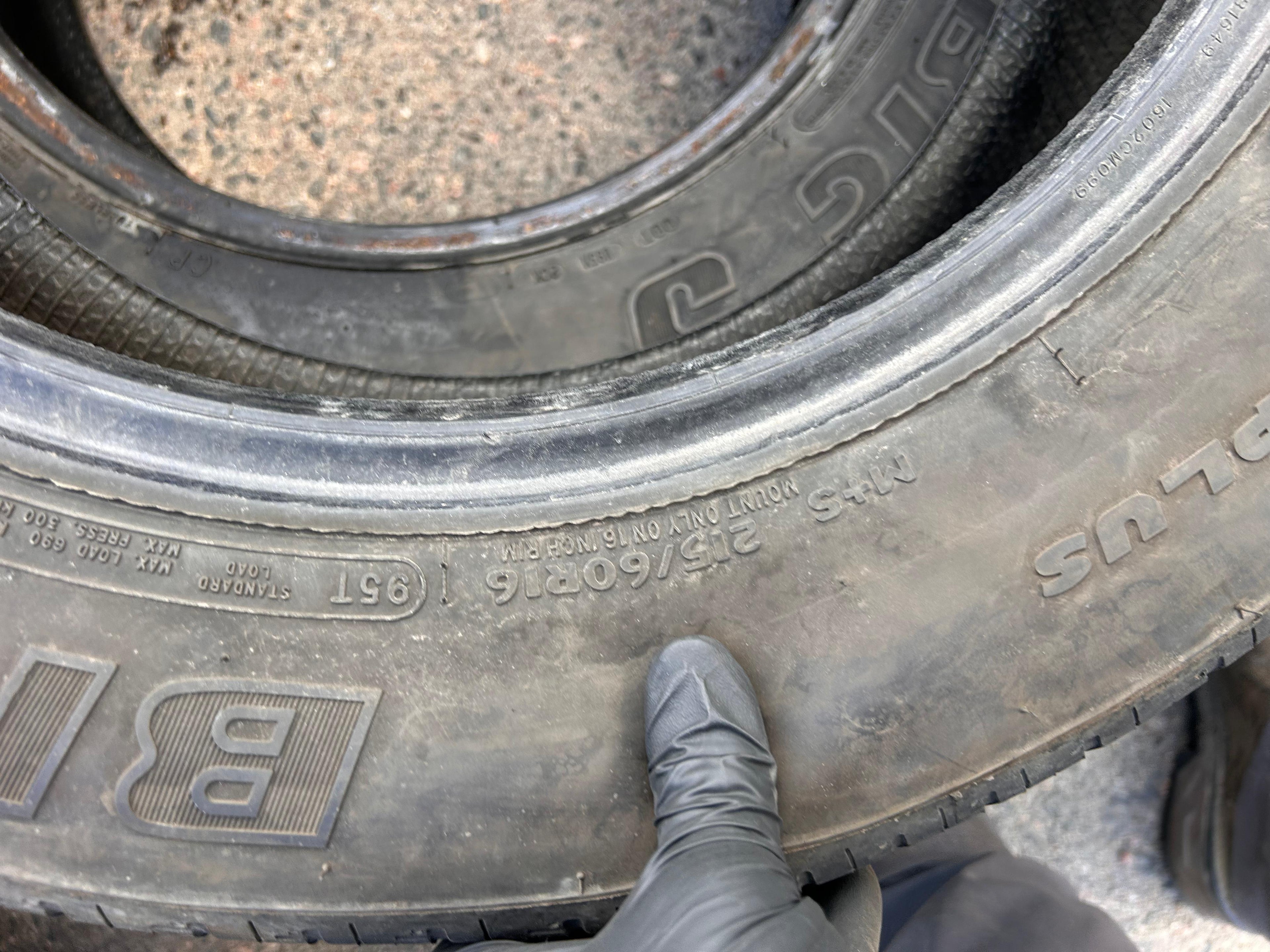 215/60R16 Pair (2 Used Tires) Big O Legacy Tour Plus