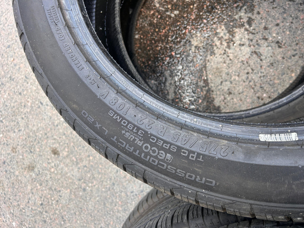 275/45R22 Pair (2 Like New Tires ) Continental Cross Contact LX20