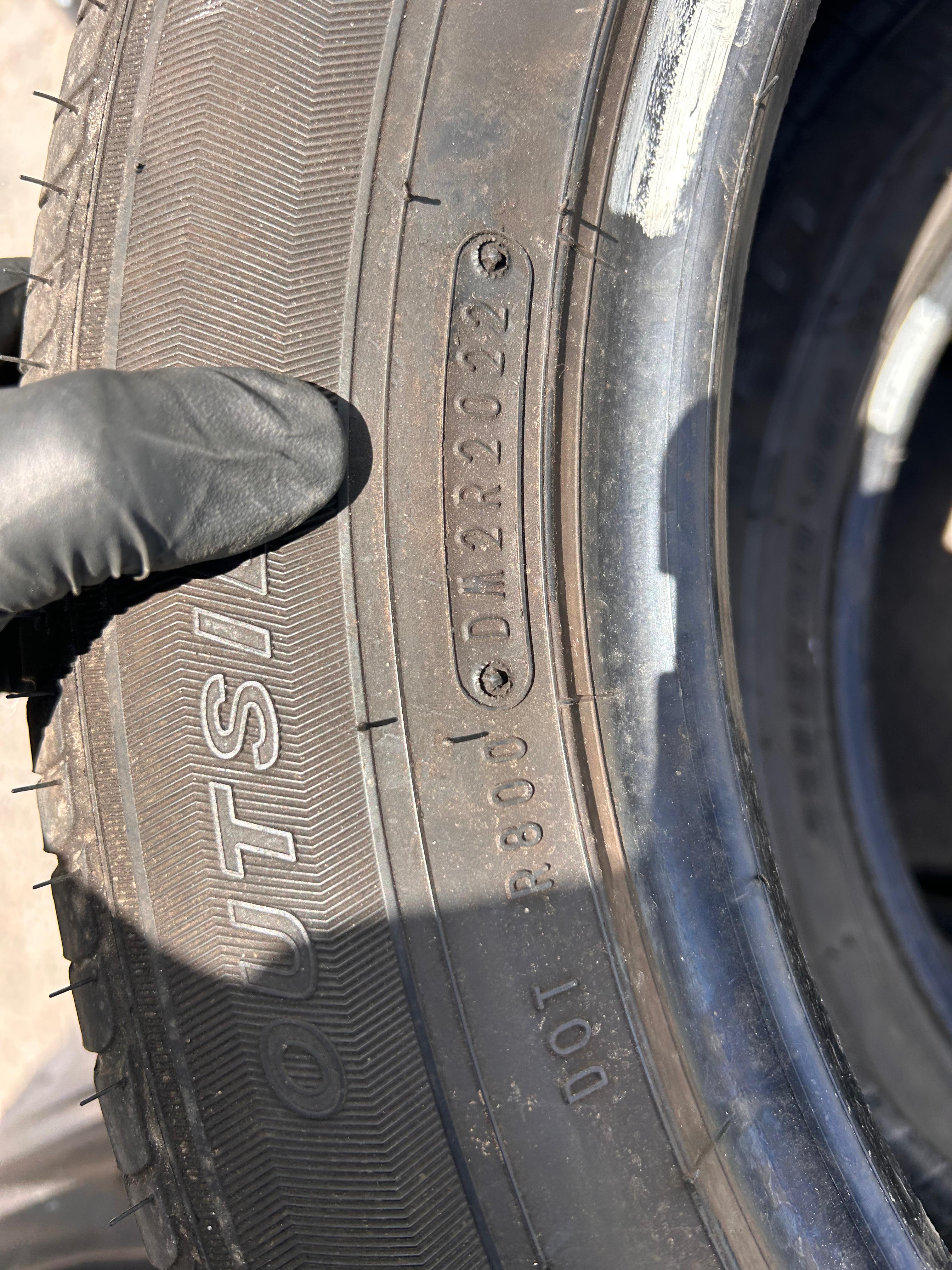 225/55R18 Set (4 Used Tires) Falken Ziex ZE001