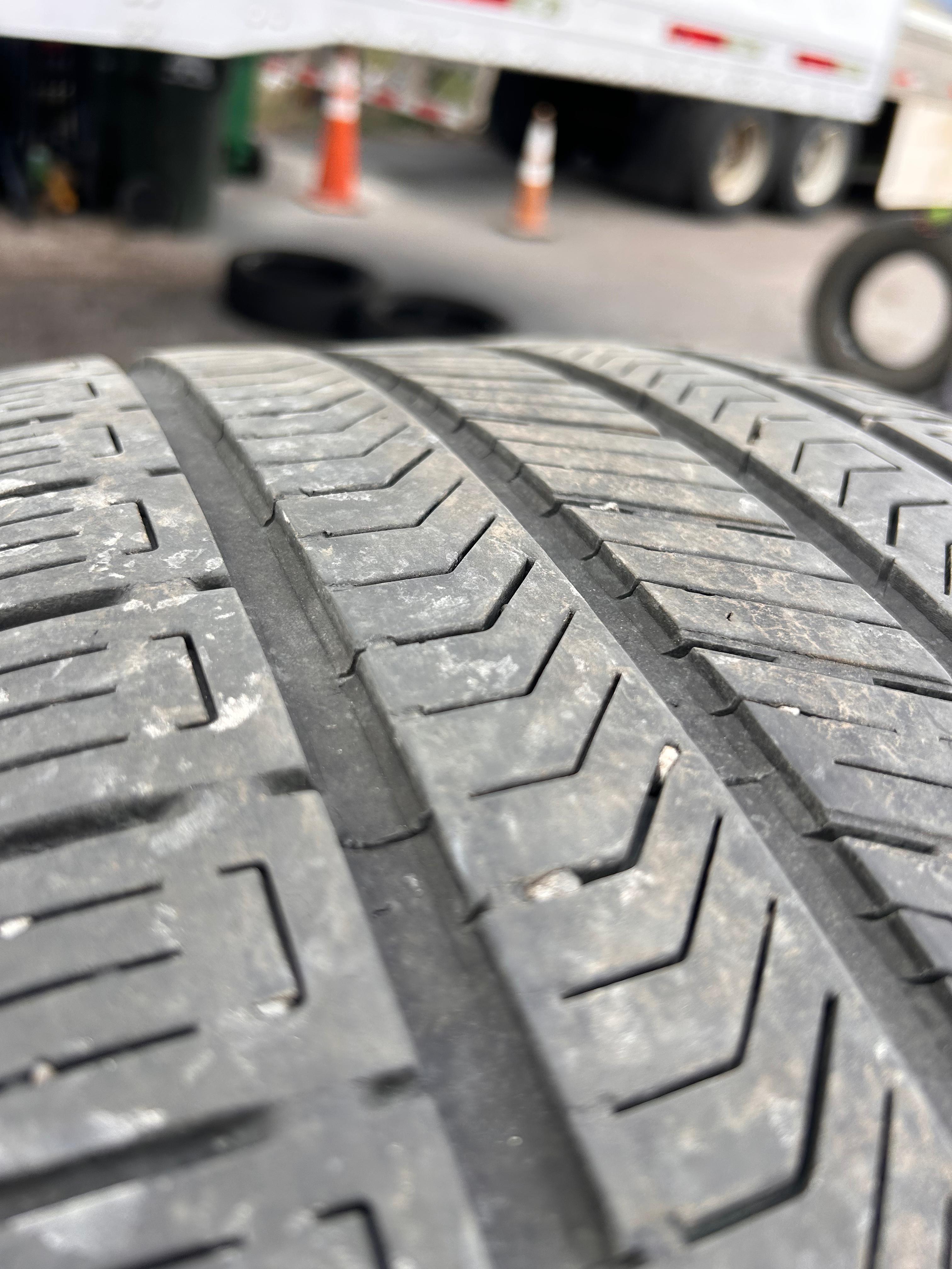 275/45R22 (3 Used Tires) Continental Cross Contact RX