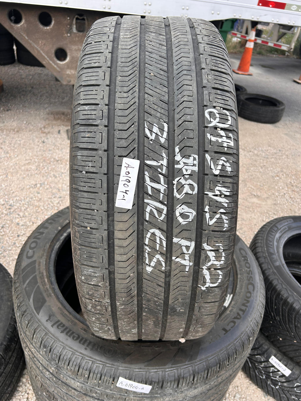 275/45R22 (3 Used Tires) Continental Cross Contact RX