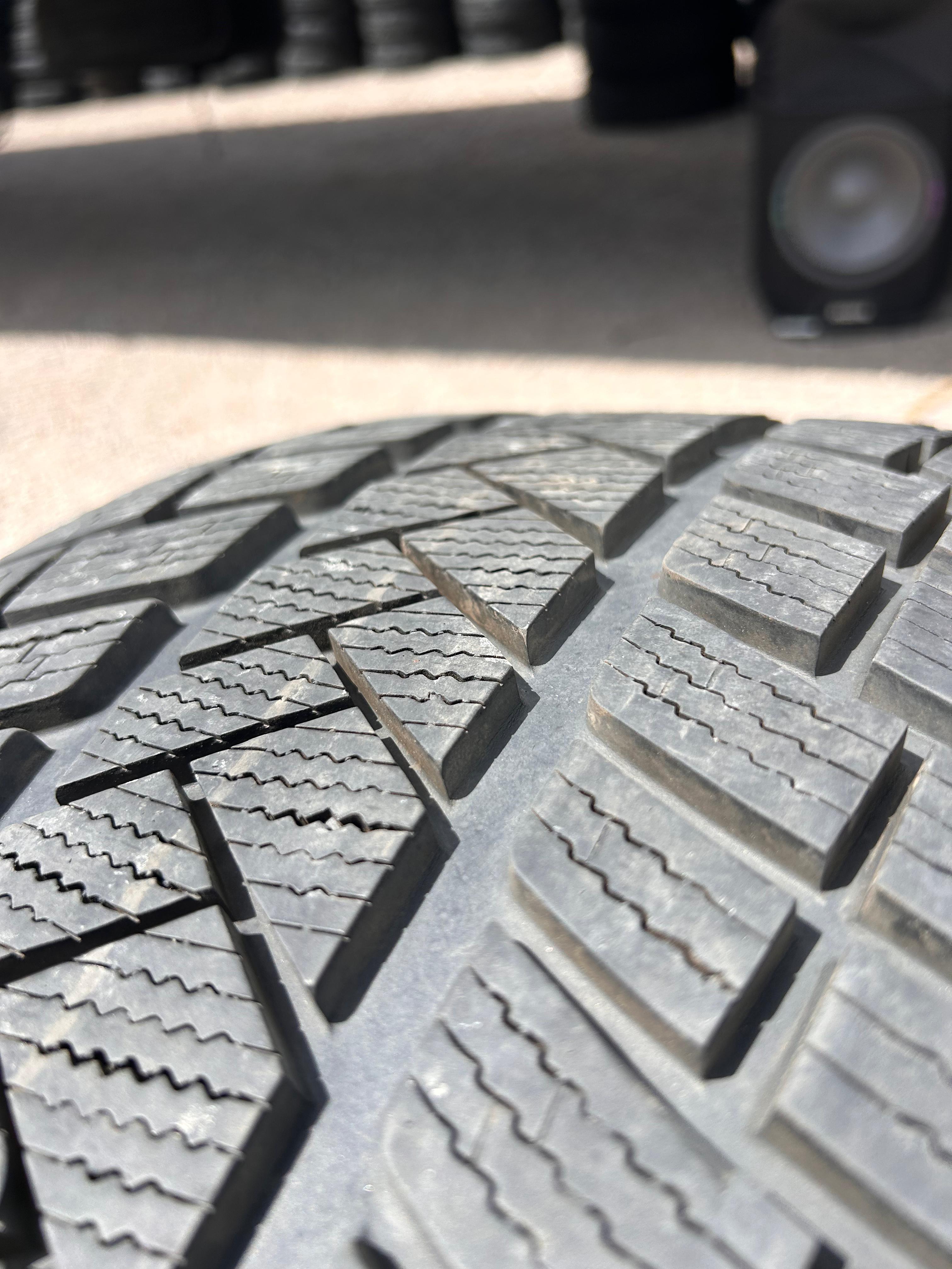 285/45R20 Pair (2 Like New Tires) Vredestein Wintrac Pro