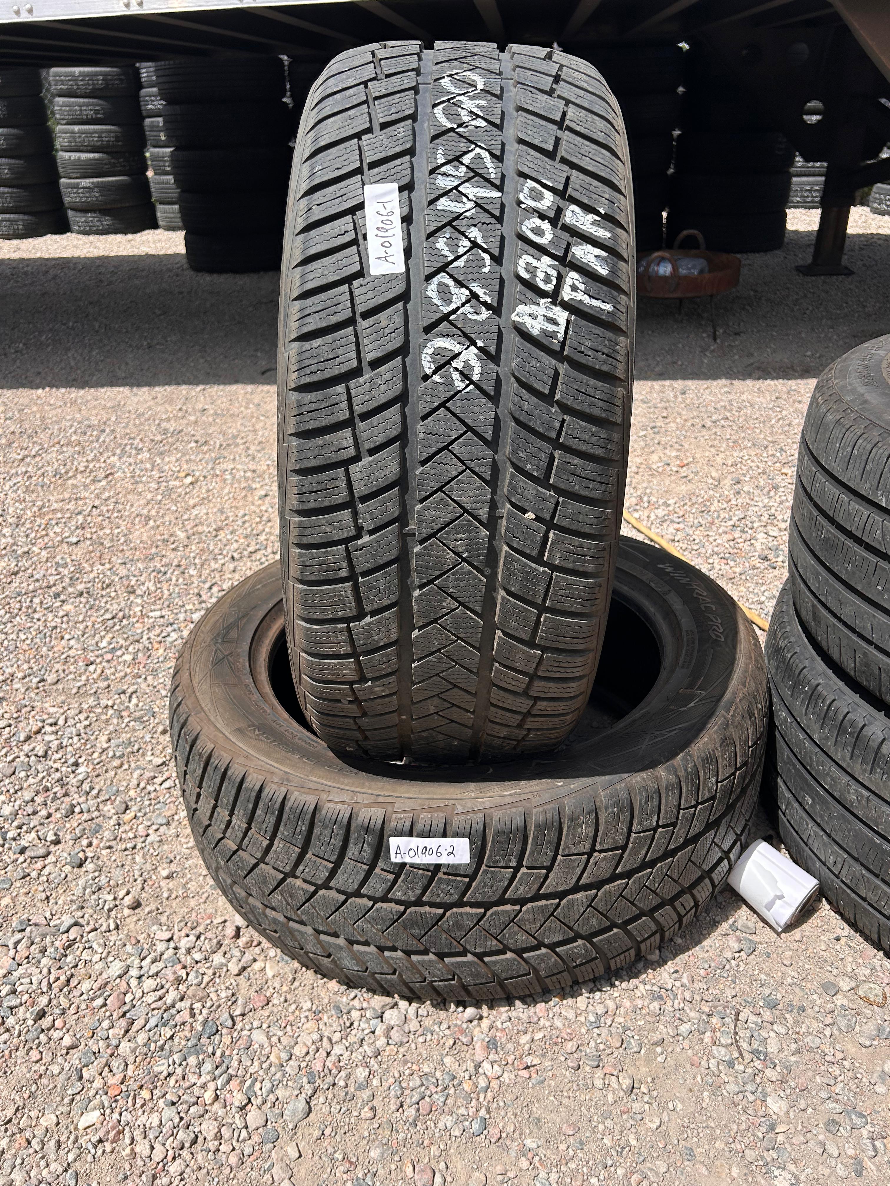 285/45R20 Pair (2 Like New Tires) Vredestein Wintrac Pro