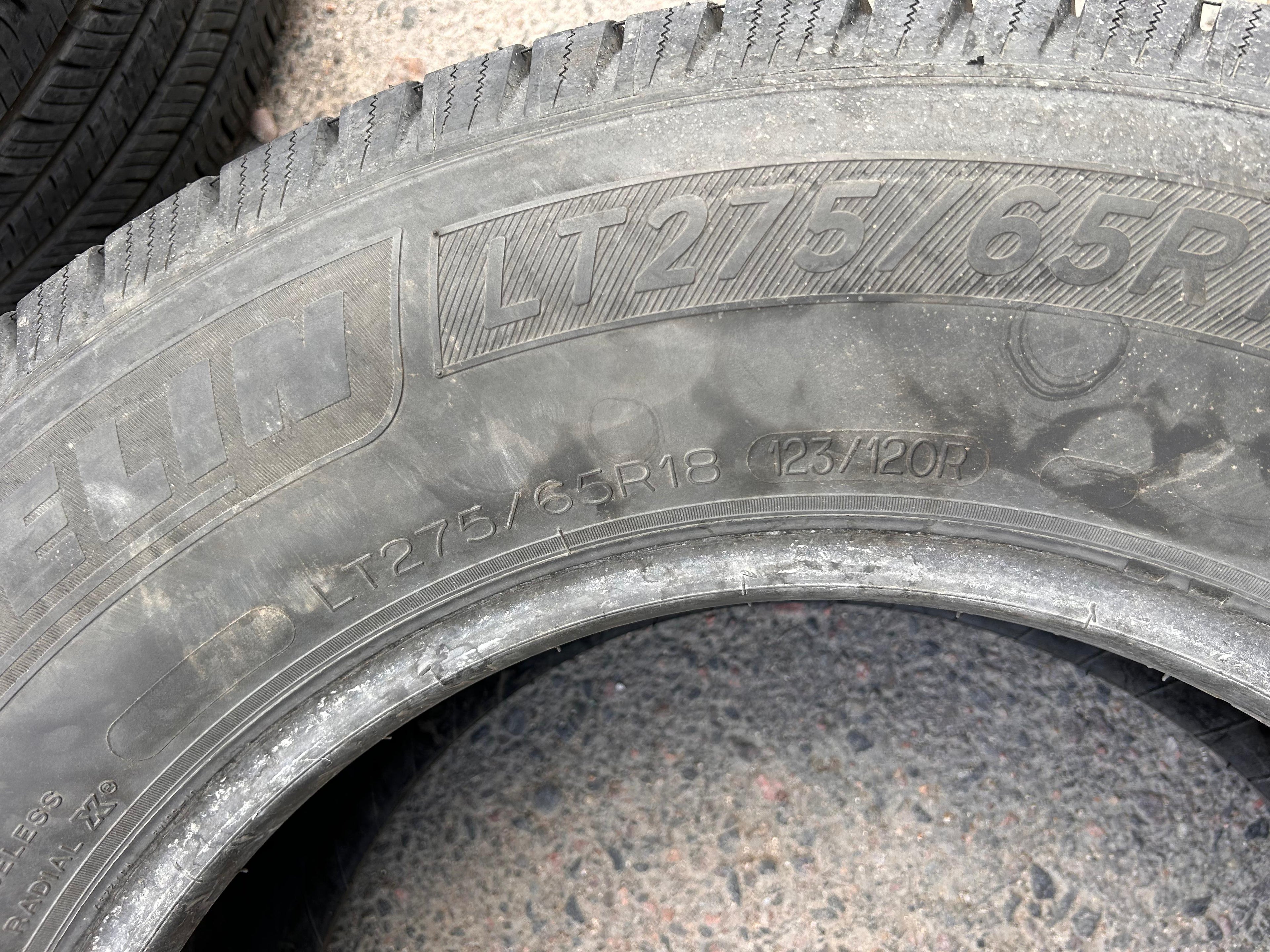 LT275/65R18 Single (1 Used Tire) Michelin Defender LTX M/S