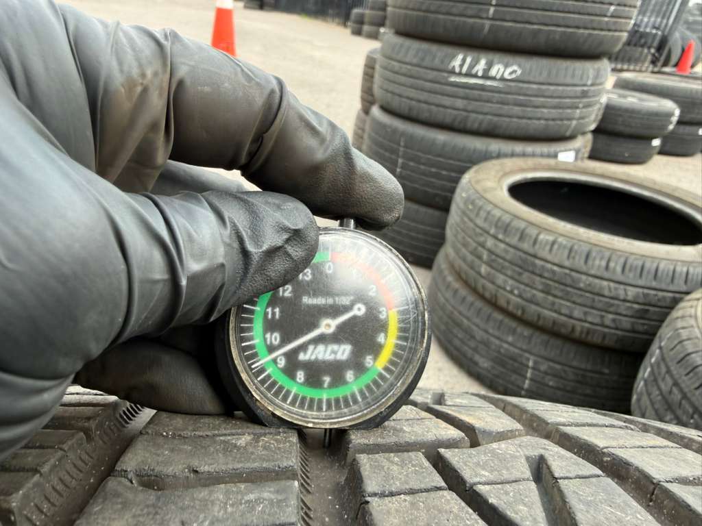 295/35R21 Single (1 Used Tires) Continental Control Contact Sport SRS+