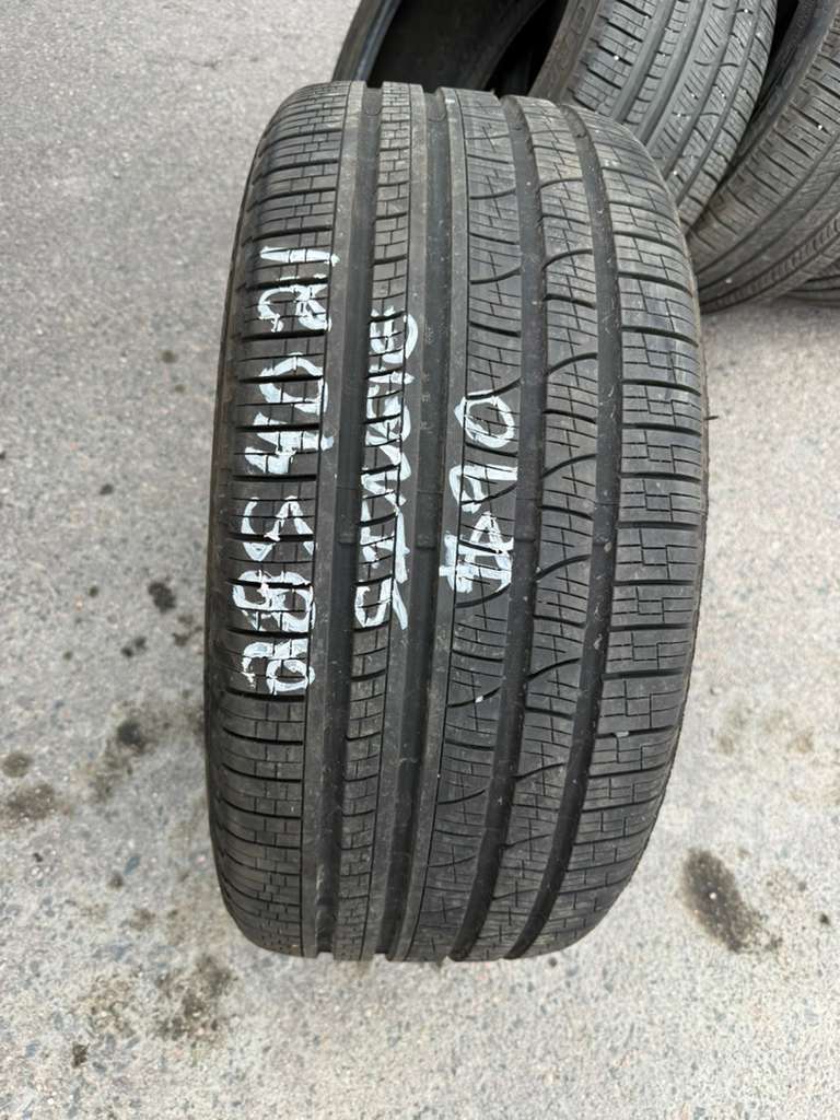 285/40R21 Single (1 Used Tires) Pirelli Scorpian Verde