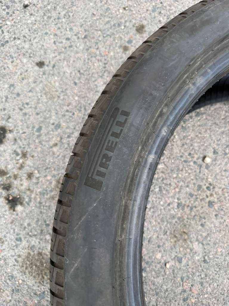 285/40R23 Single (1 Used Tire) Pirelli Scorpian MS