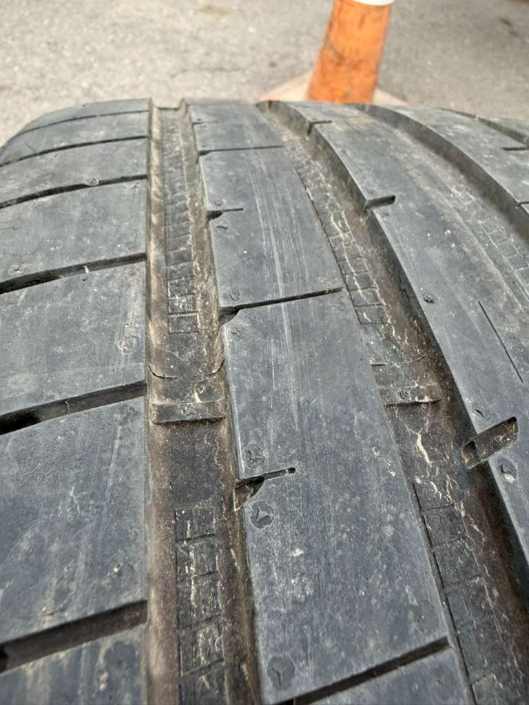 265/35R21 Single (1 Used Tire) Goodyear Eagle F1