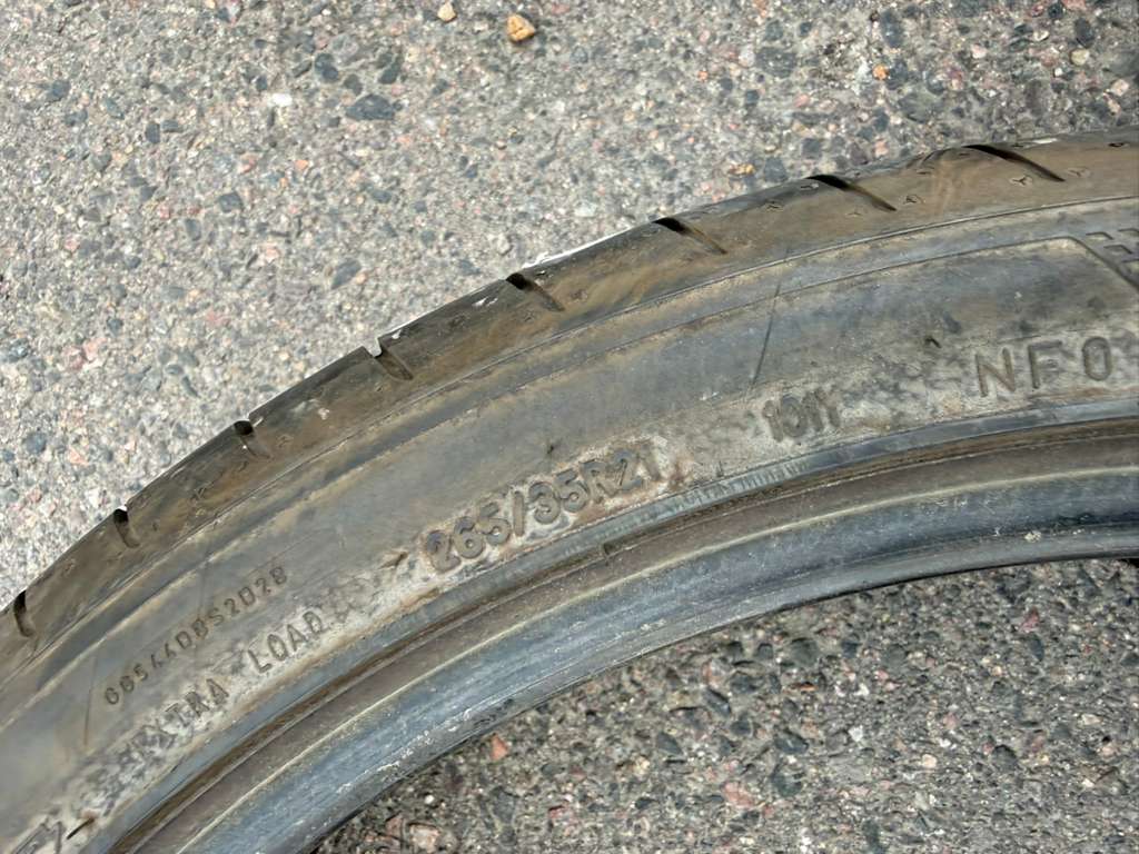 265/35R21 Single (1 Used Tire) Goodyear Eagle F1