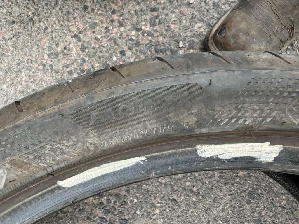 265/35R21 Single (1 Used Tire) Goodyear Eagle F1