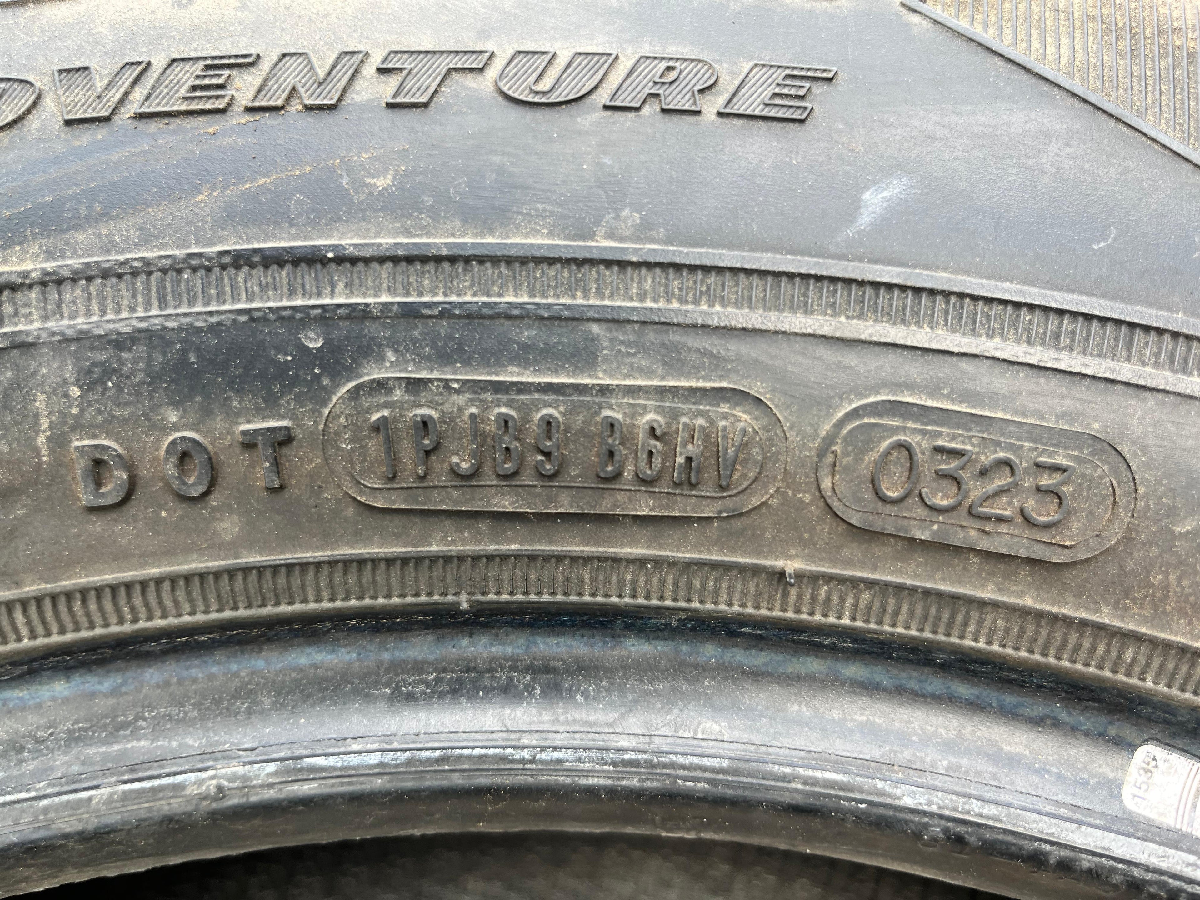 LT275/65R18 Single (1 Used Tire) Goodyear Wrangler Adventure