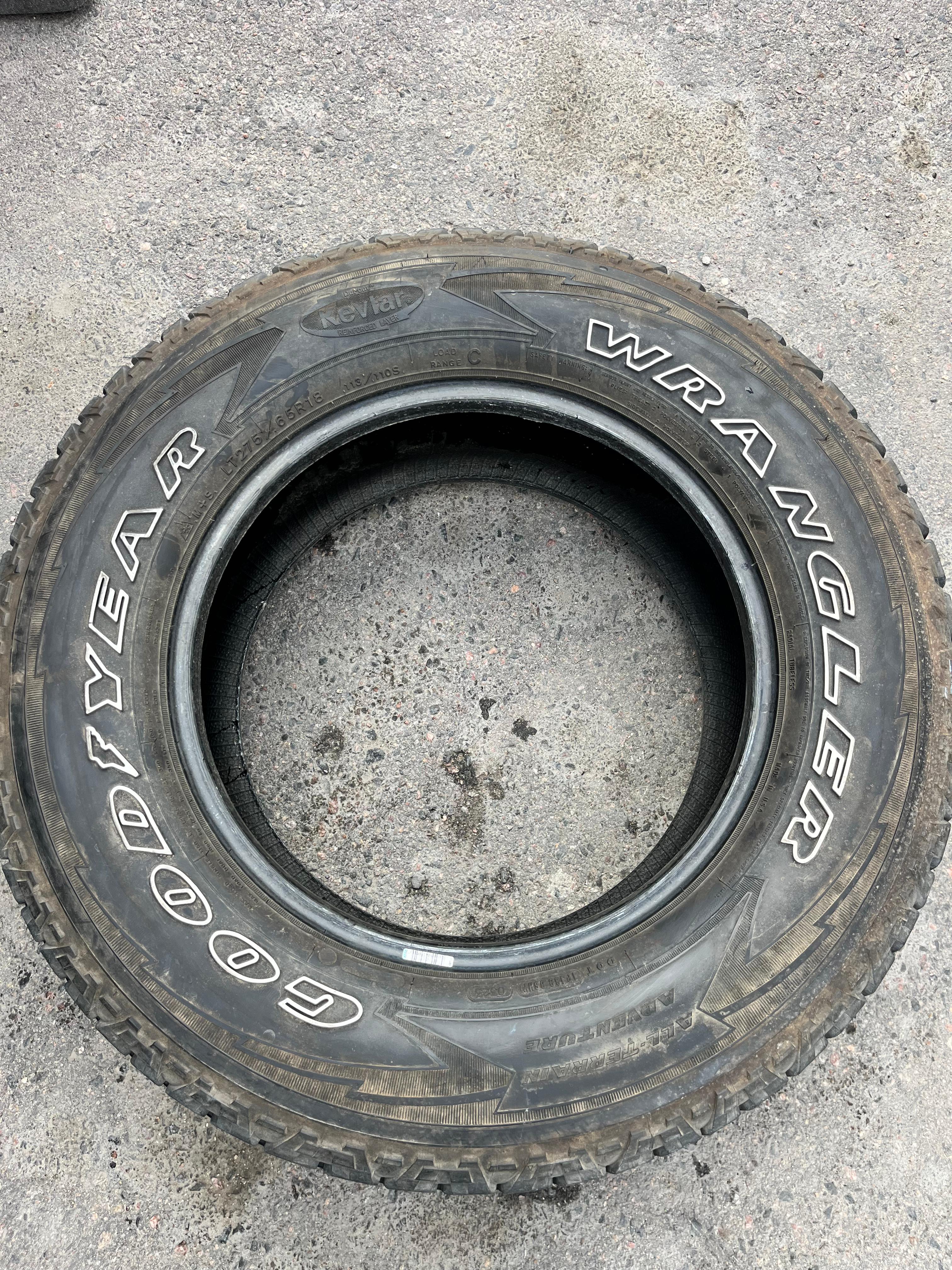 LT275/65R18 Single (1 Used Tire) Goodyear Wrangler Adventure