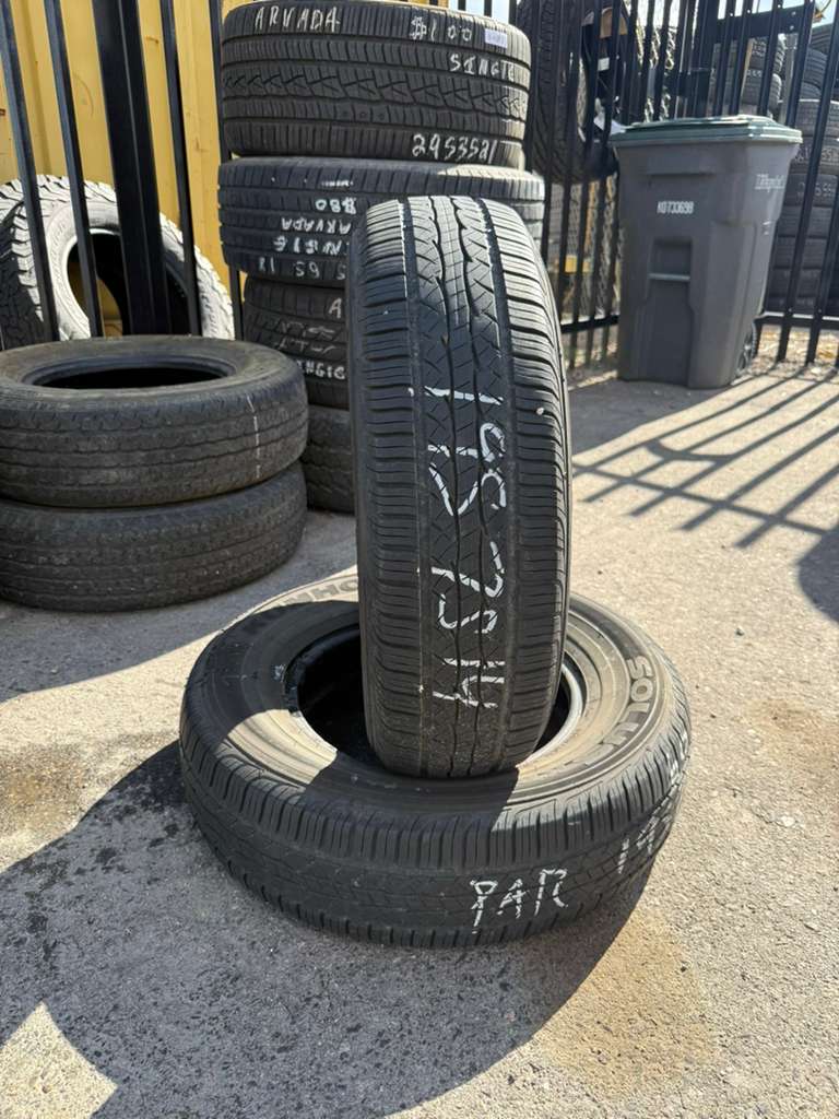 195/75R14 Pair (2 Used Tires) Kumho Solus KR21
