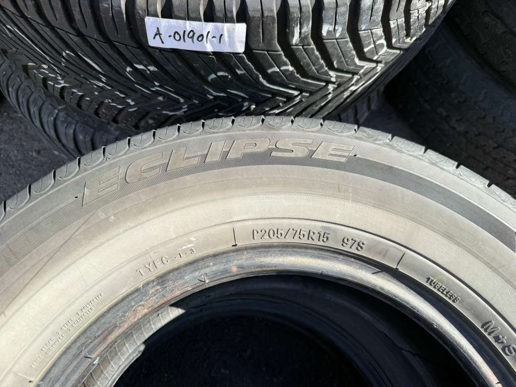 205/75R15 Pair (2 Used Tires) Toyo Eclipse