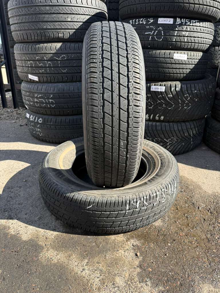 205/75R14 Pair (2 Used Tires) Travelstar UN106