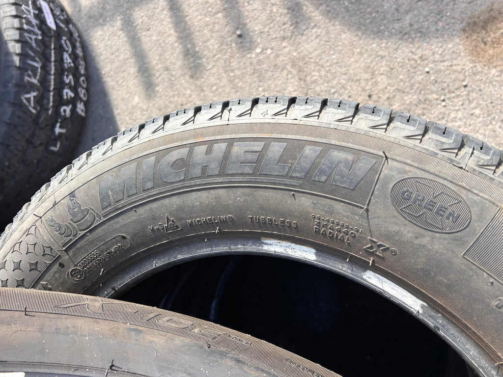 215/60R16 Set (4 Used Tires) Michelin Michelin