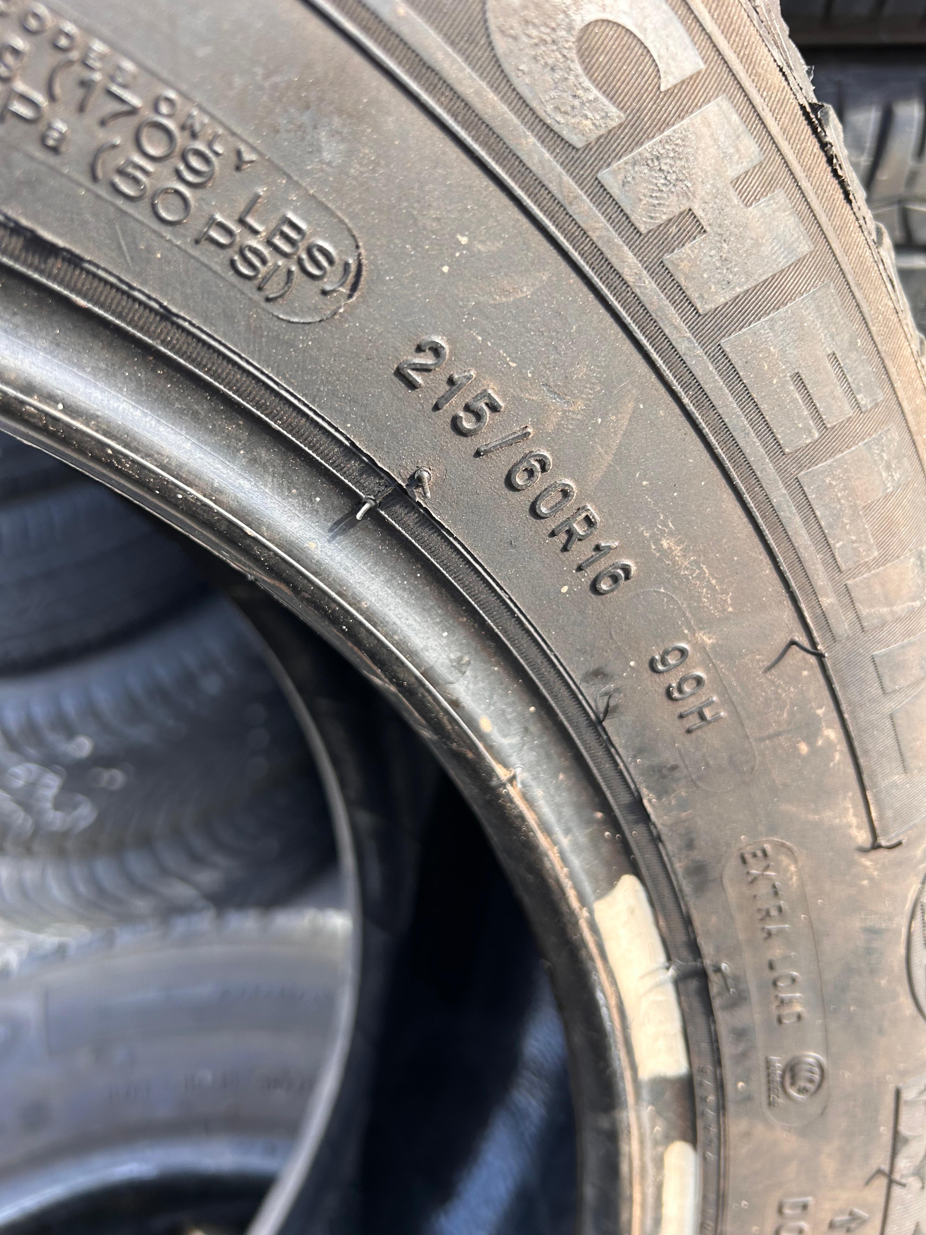 215/60R16 Set (4 Used Tires) Michelin Michelin