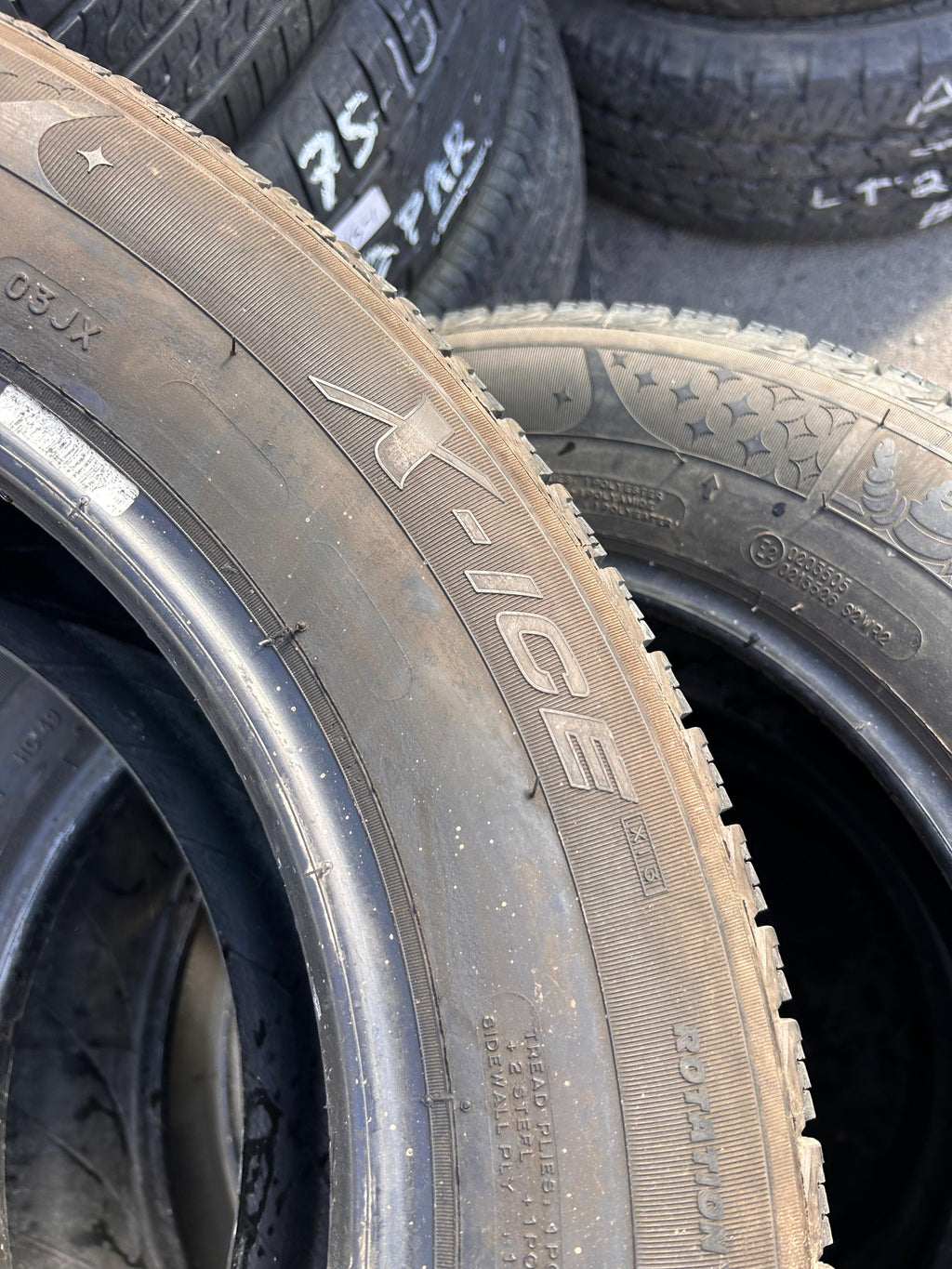 215/60R16 Set (4 Used Tires) Michelin Michelin