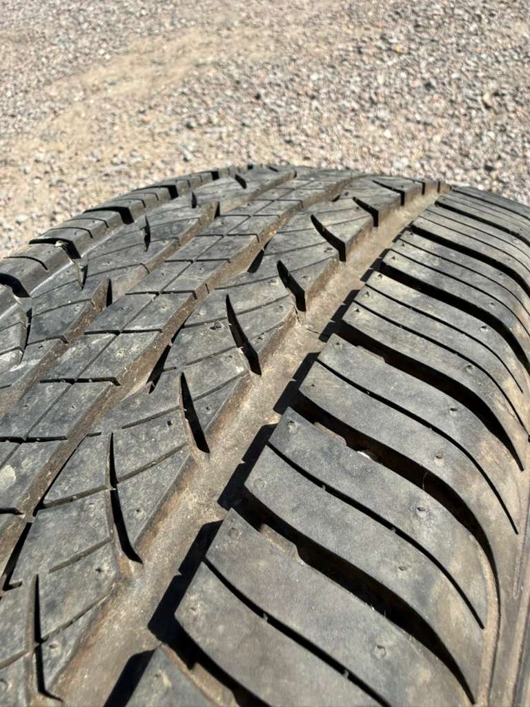 225/60R16 Set (4 Like New Tires) Sure Drive All Season