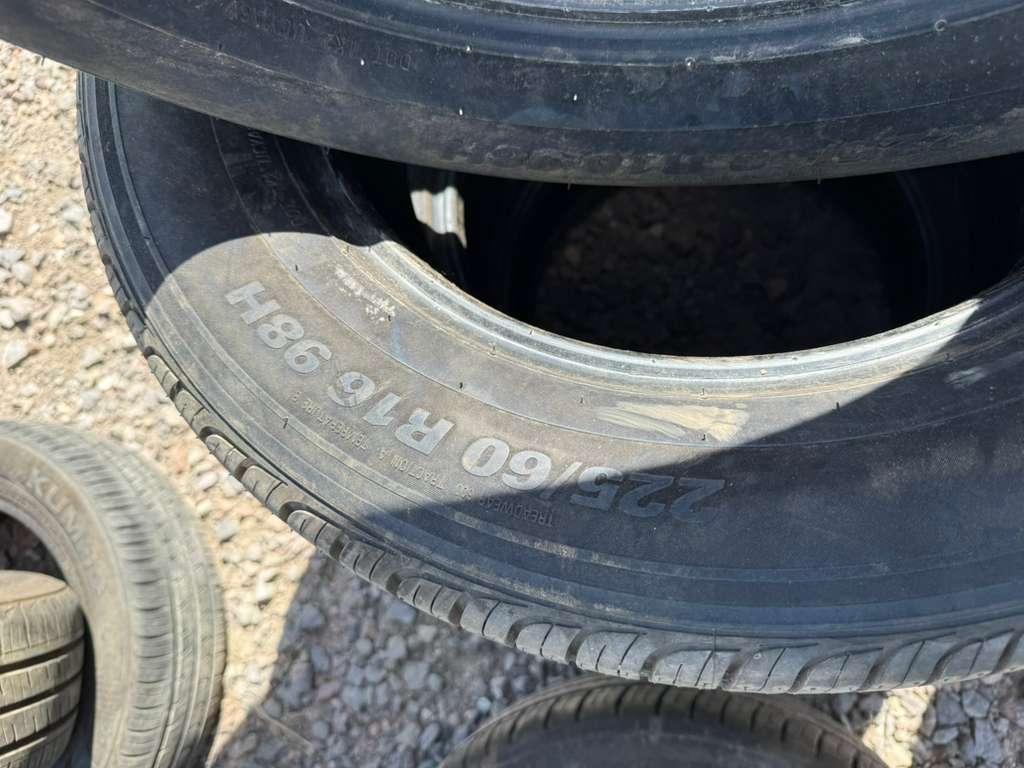 225/60R16 Set (4 Like New Tires) Sure Drive All Season