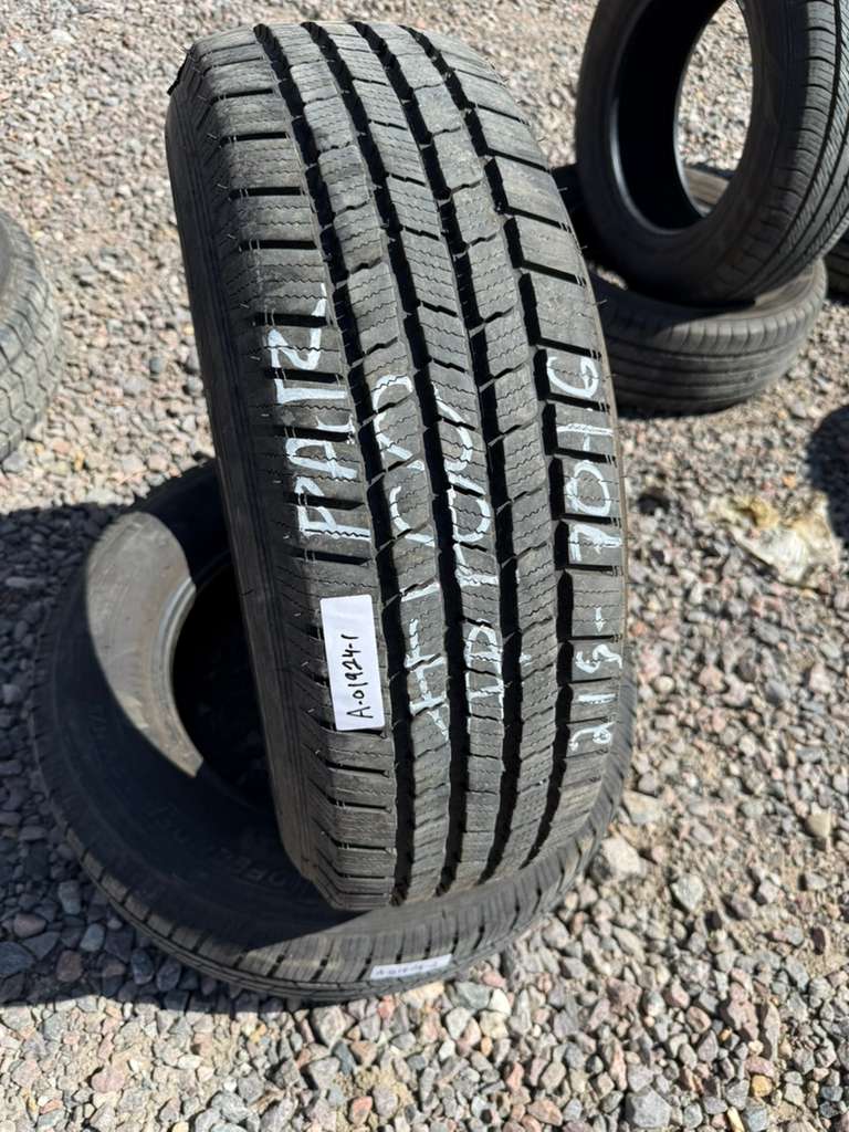 215/70R16Pair (2 Used Tires) Michelin Defender LTX
