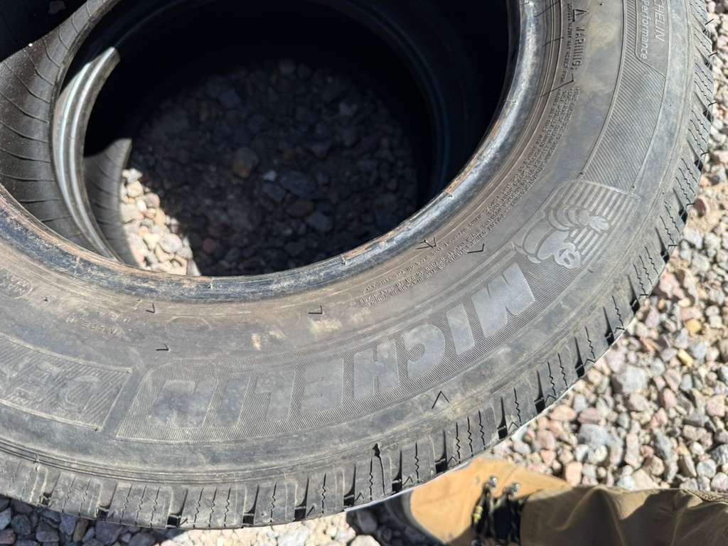 215/70R16Pair (2 Used Tires) Michelin Defender LTX
