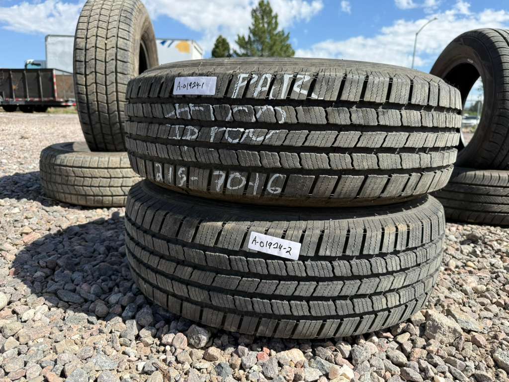 215/70R16Pair (2 Used Tires) Michelin Defender LTX