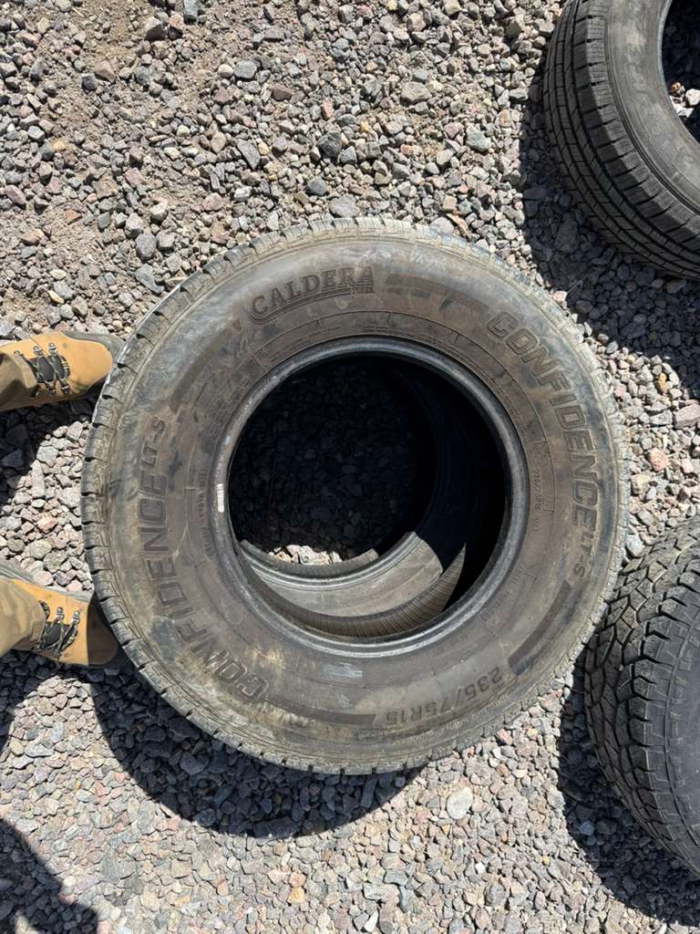 235/75R15 Pair (2 Used Tires) Caldera Confidence LT-S