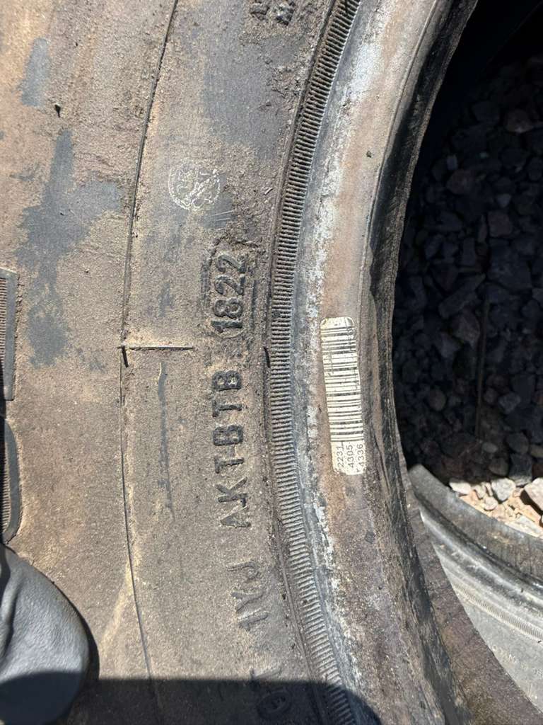 235/75R15 Pair (2 Used Tires) Caldera Confidence LT-S